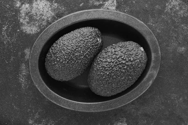 Image of avacados in pie dish